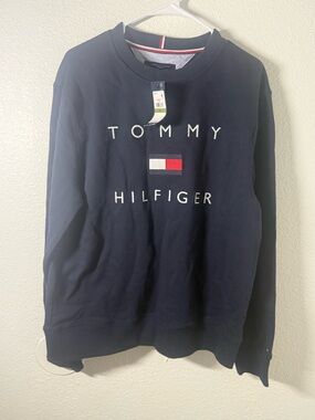 Tommy Hilfiger Navy Crewneck Sweatshirt with Signature Flag
